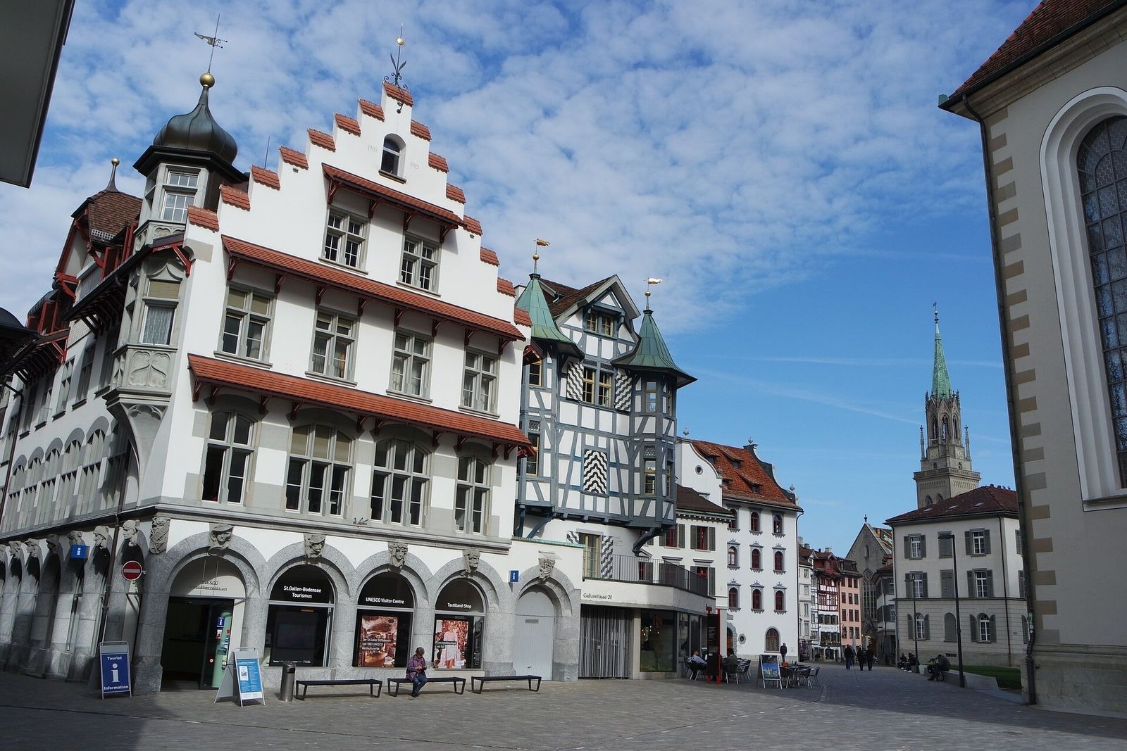 Car hire St. Gallen Train Station SBB